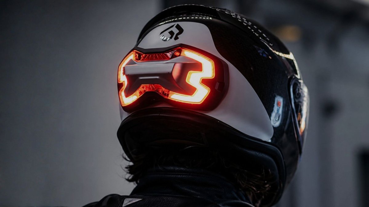 El Brake free, luz de freno para motoristas