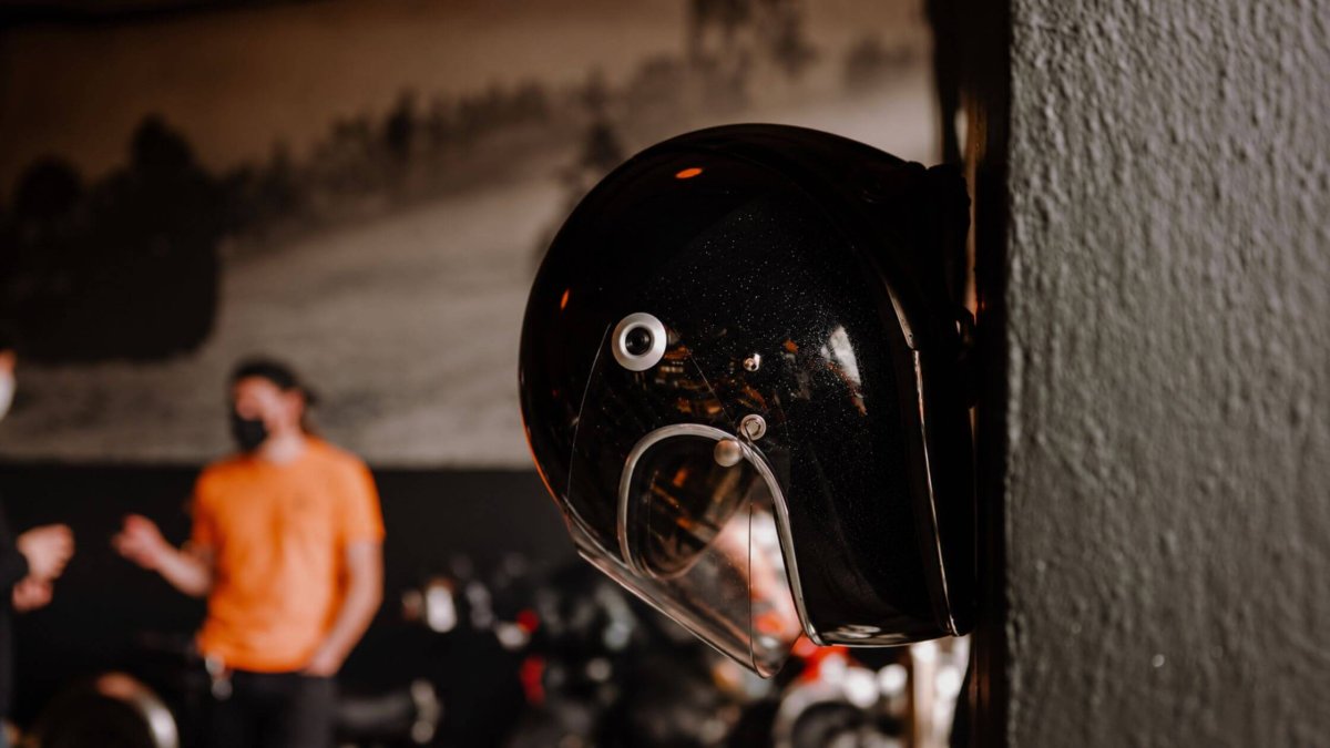 Caducidad en cascos de moto ¿Cuándo debo cambiar mi casco?