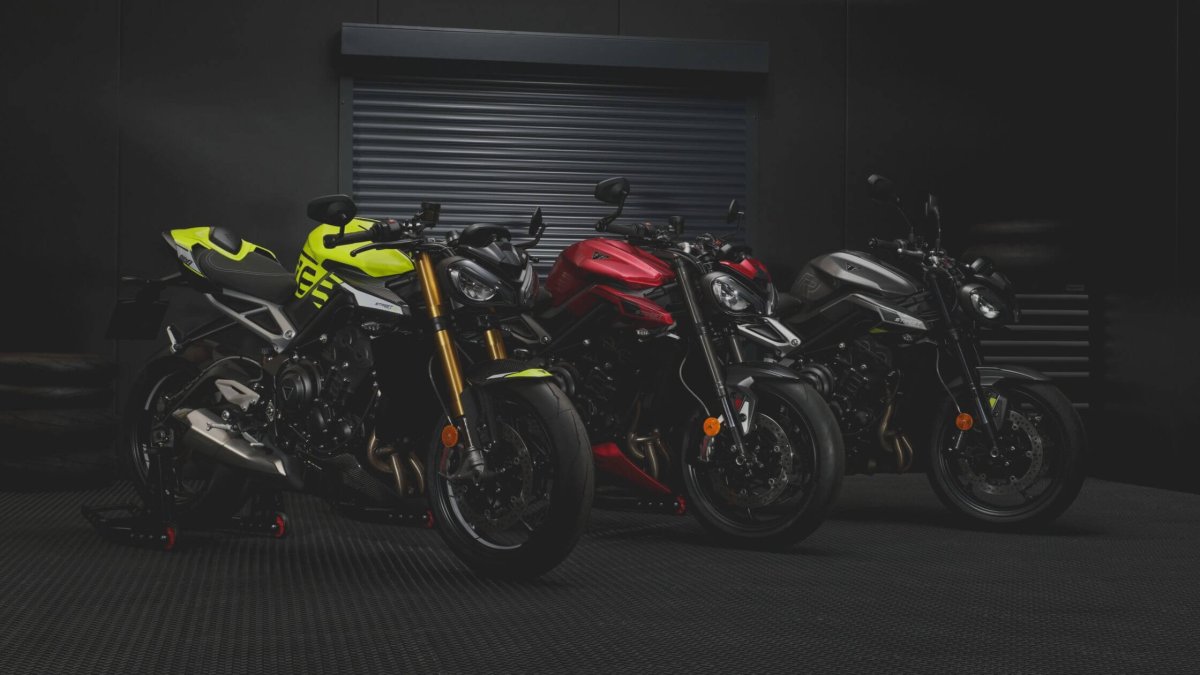 Descubre la potencia y la elegancia de las nuevas Triumph Street Triple 765 R, RS y Moto2™ Edition.