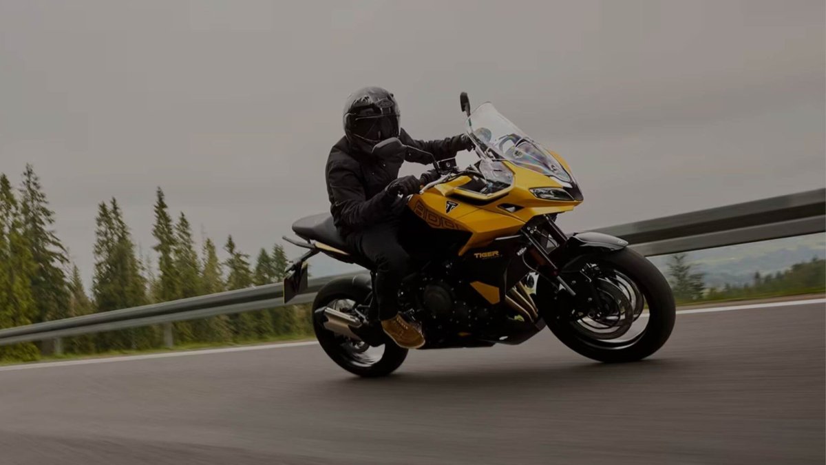 Triumph Tiger Sport 800 2025: ¿Vale la Pena la Actualización de Motor y Chasis?