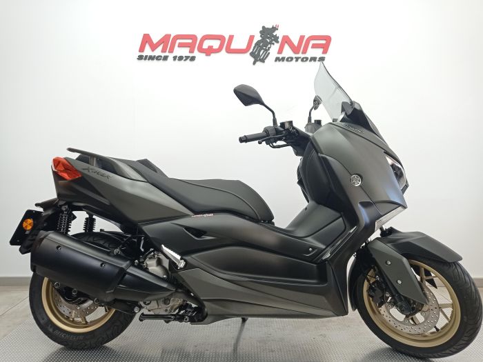 X-MAX 300 TECH MAX
