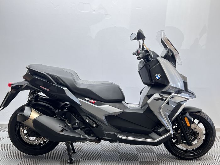 C 400 X