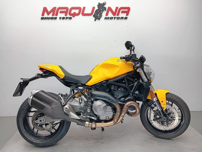 MONSTER 821