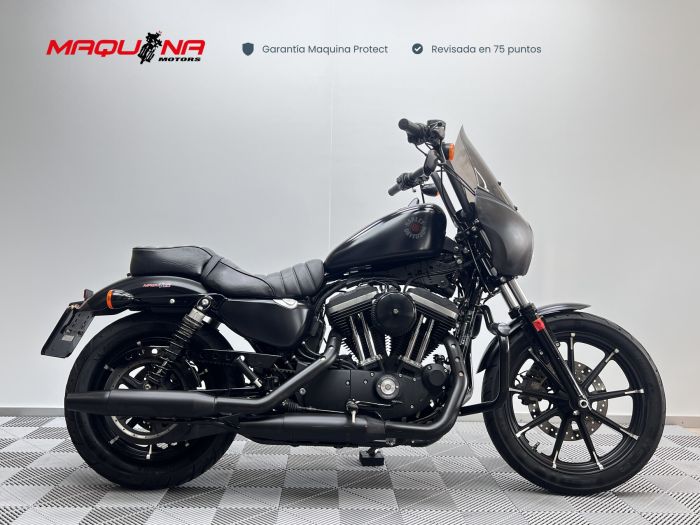 SPORTSTER 883 IRON