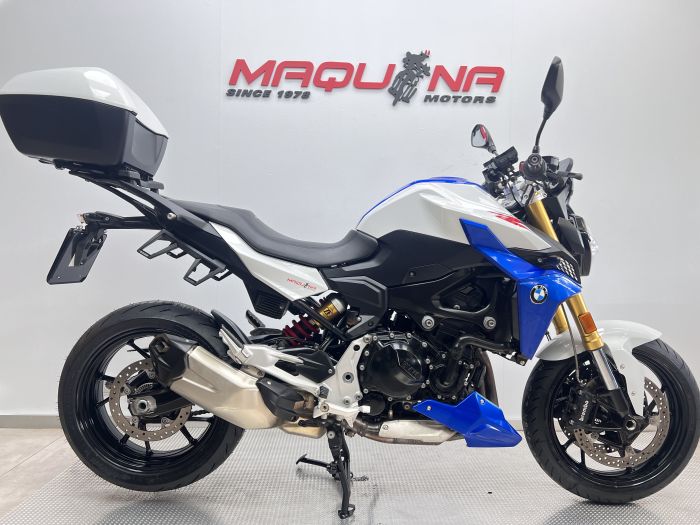 F 900 R