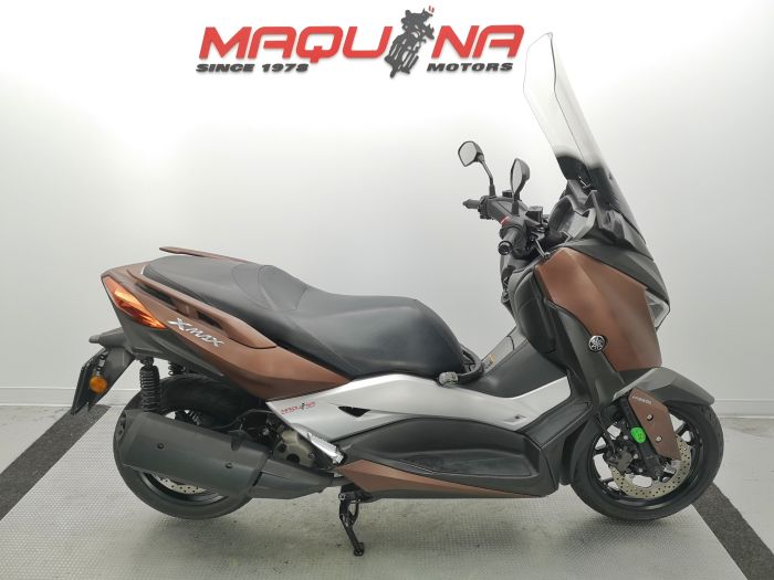 X-MAX 300