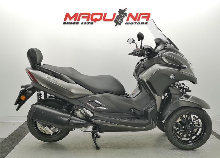 TRICITY 300