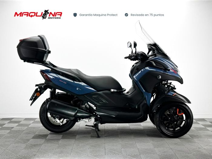 TRICITY 300