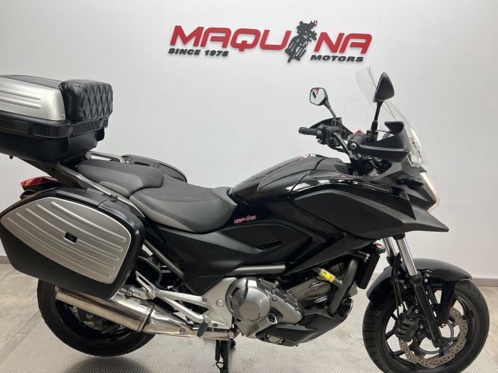NC 700 X DCT