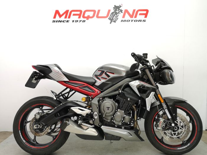STREET TRIPLE RS