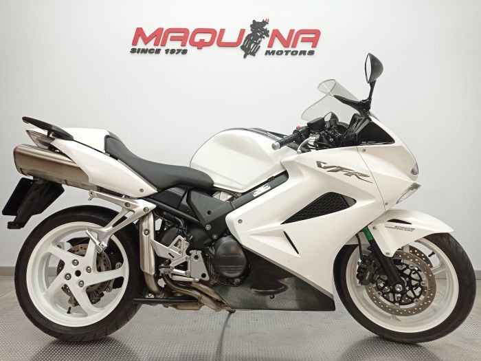 VFR 800 FI ABS