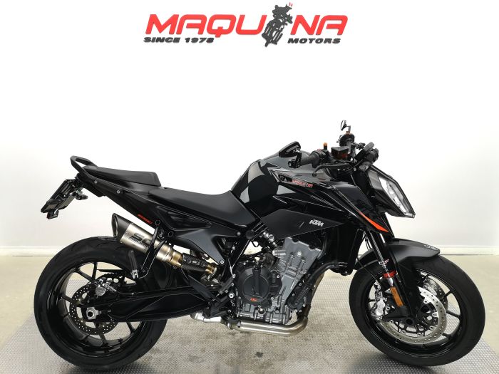 890 DUKE