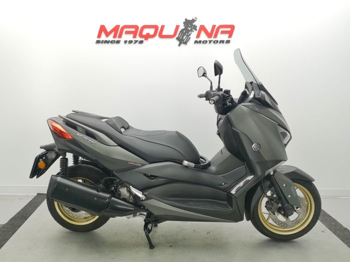 X-MAX 300 TECH MAX