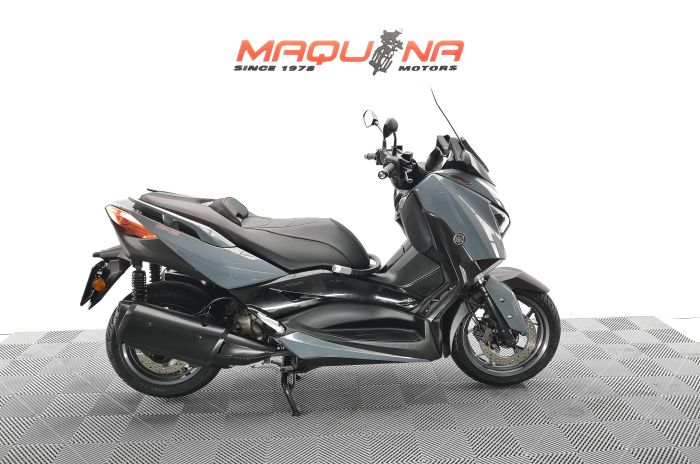 X-MAX 300 TECH MAX