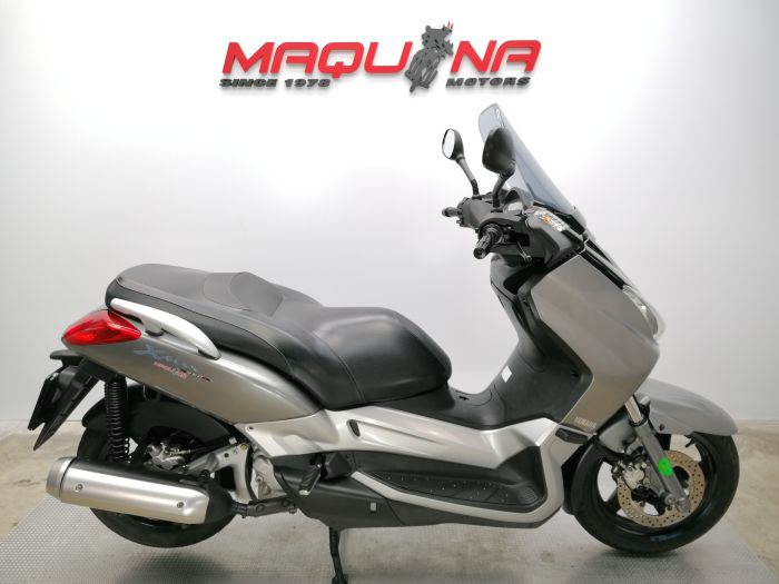 XMAX 250