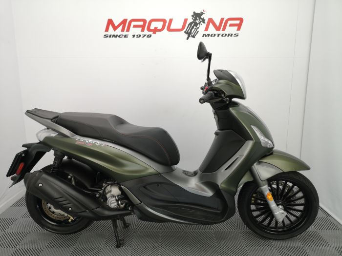 BEVERLY 300