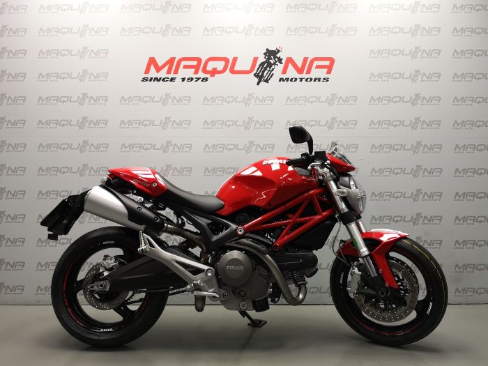 MONSTER 696+