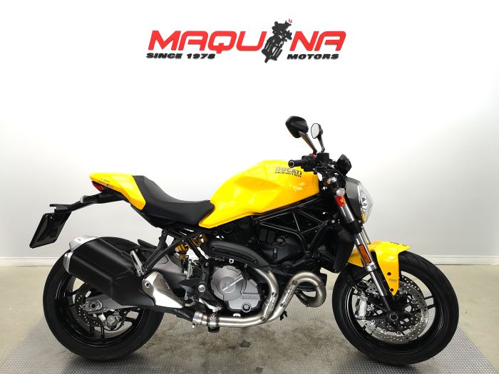 MONSTER 821