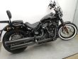 STREET BOB
