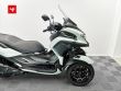 TRICITY 300