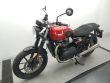 STREET TWIN