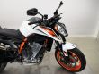 890 DUKE R
