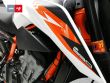 890 DUKE R