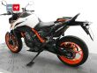 890 DUKE R