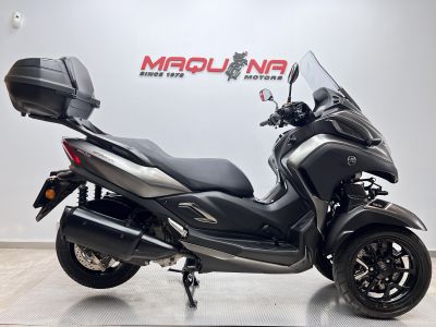 YAMAHA TRICITY 300