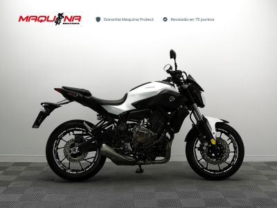 YAMAHA MT-07