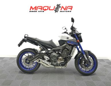 YAMAHA MT 09