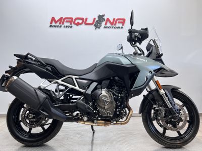 SUZUKI V-STROM 800 TECH