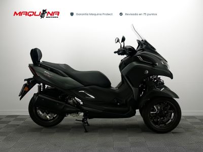 YAMAHA TRICITY 300