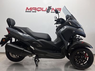 YAMAHA TRICITY 300