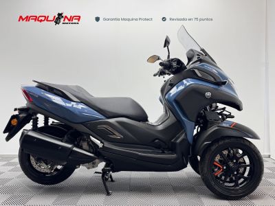 YAMAHA TRICITY 300