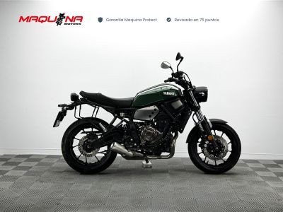 YAMAHA XSR700