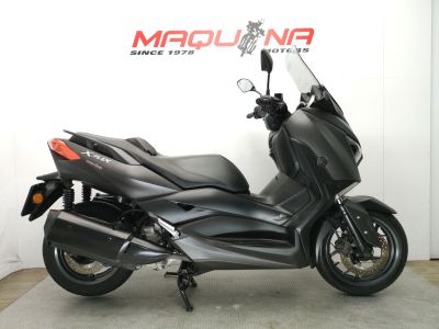 YAMAHA X-MAX 300 TECH MAX-Segunda Mano