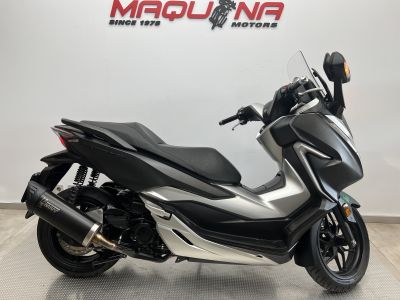HONDA FORZA 300-Segunda Mano