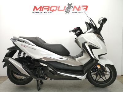 HONDA FORZA 350-Segunda Mano