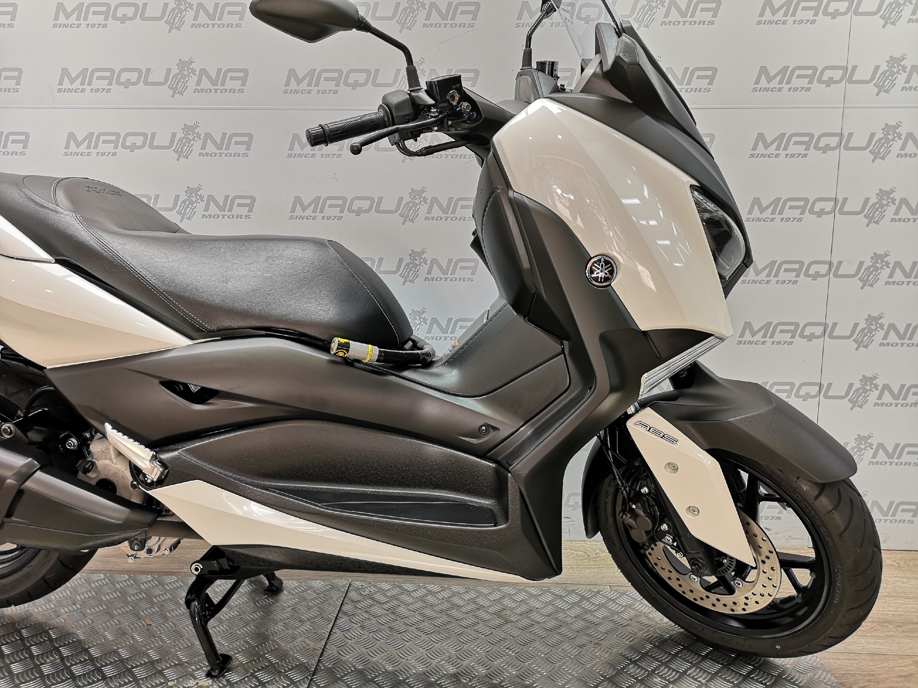 YAMAHA X-MAX 300 – Maquina Motors motos ocasión