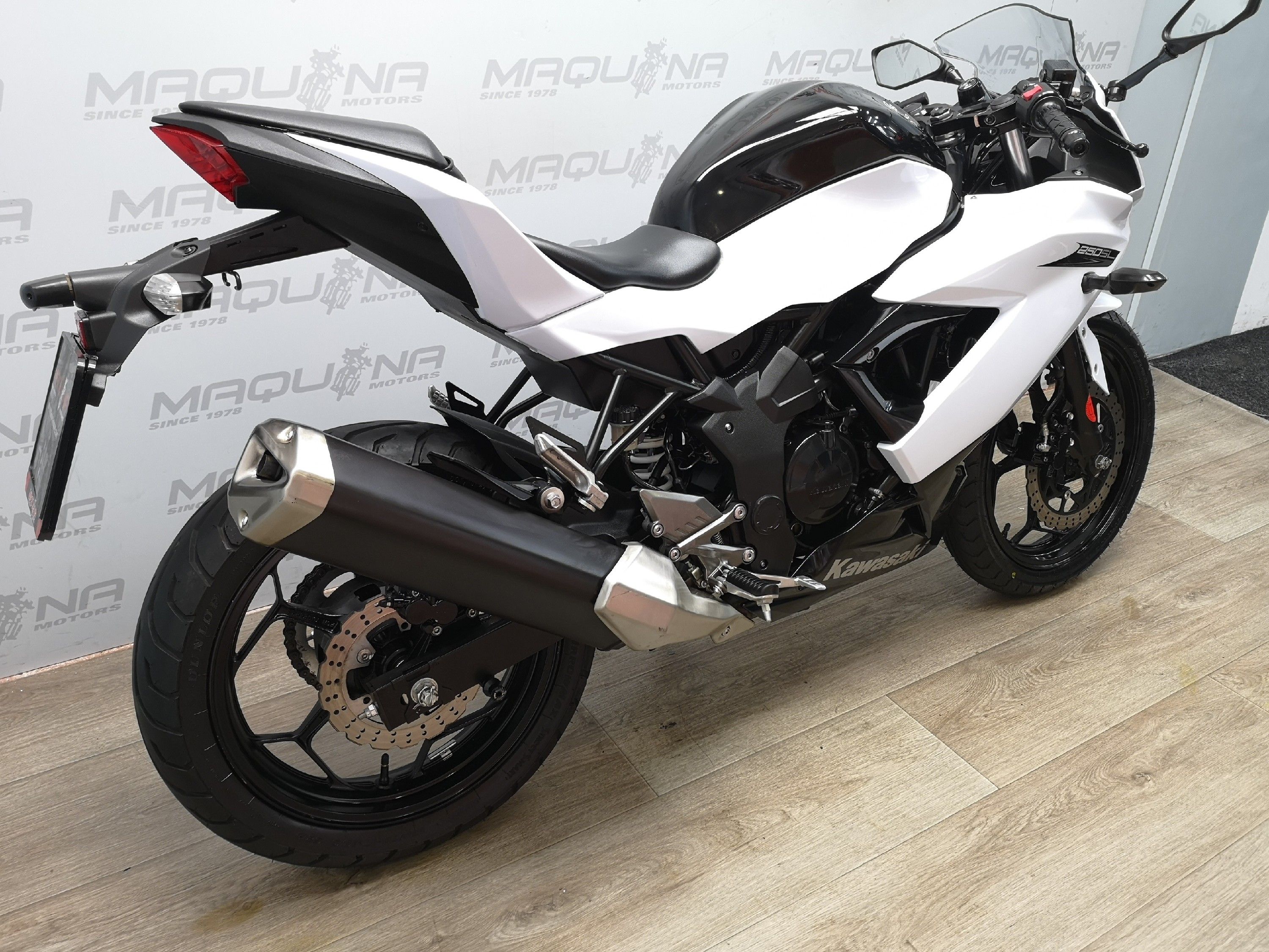 KAWASAKI NINJA 250 R – Maquina Motors motos ocasión